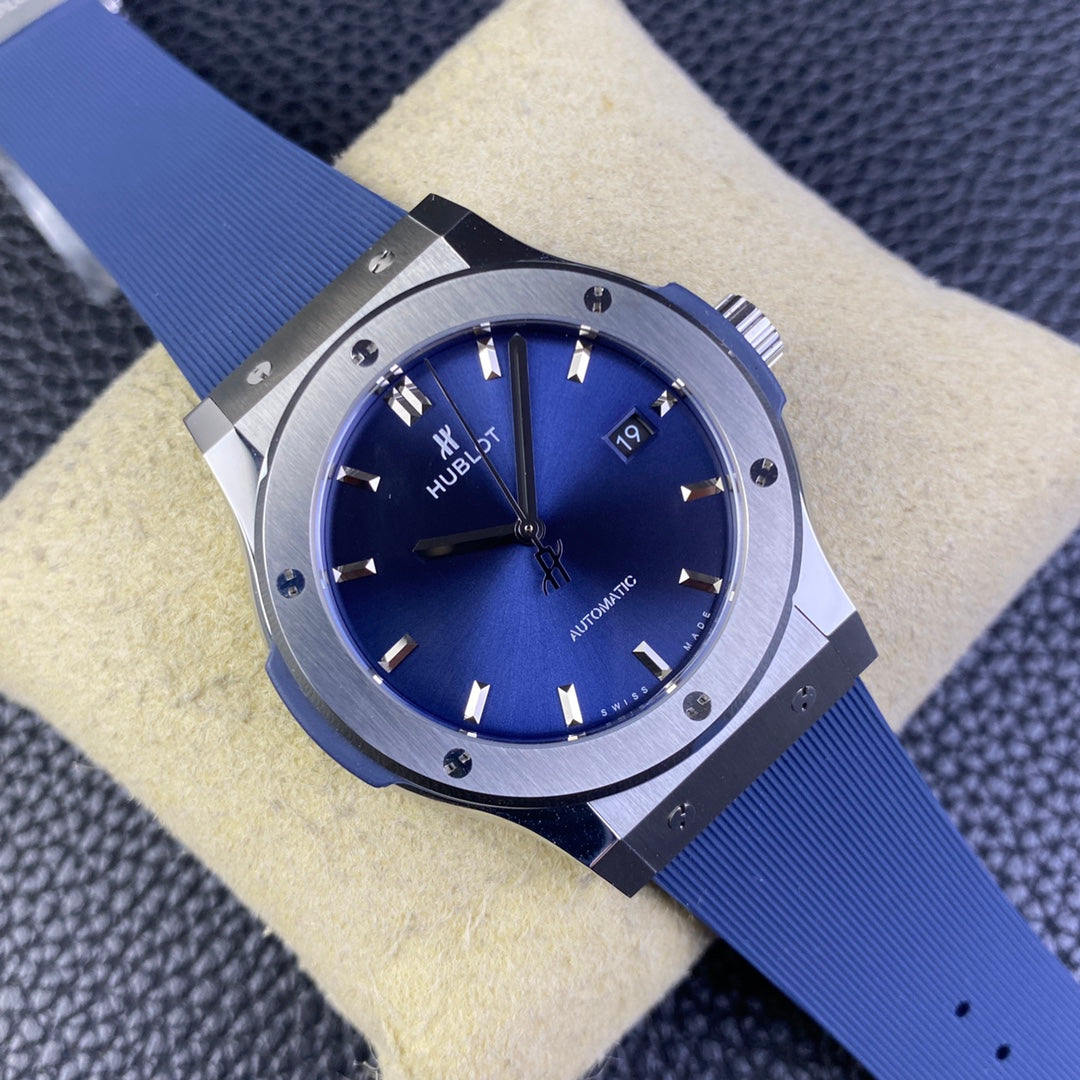 Hublot Classic Fusion Titanium Azul - Correa Caucho Azul 42mm
