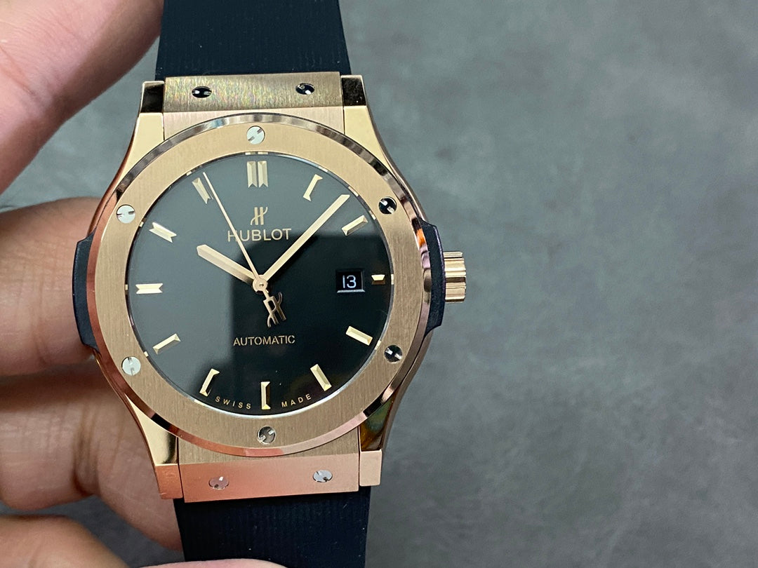 Hublot Classic Fusion Titanium versión Oro Rosa