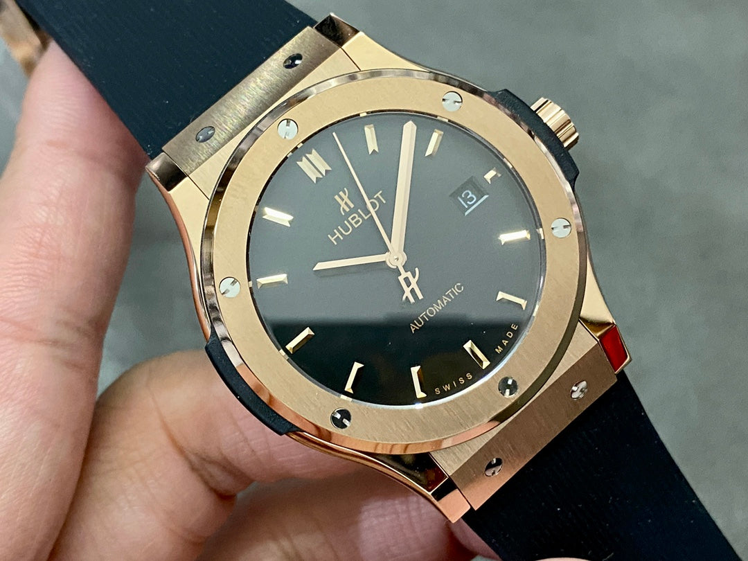 Hublot Classic Fusion Titanium versión Oro Rosa
