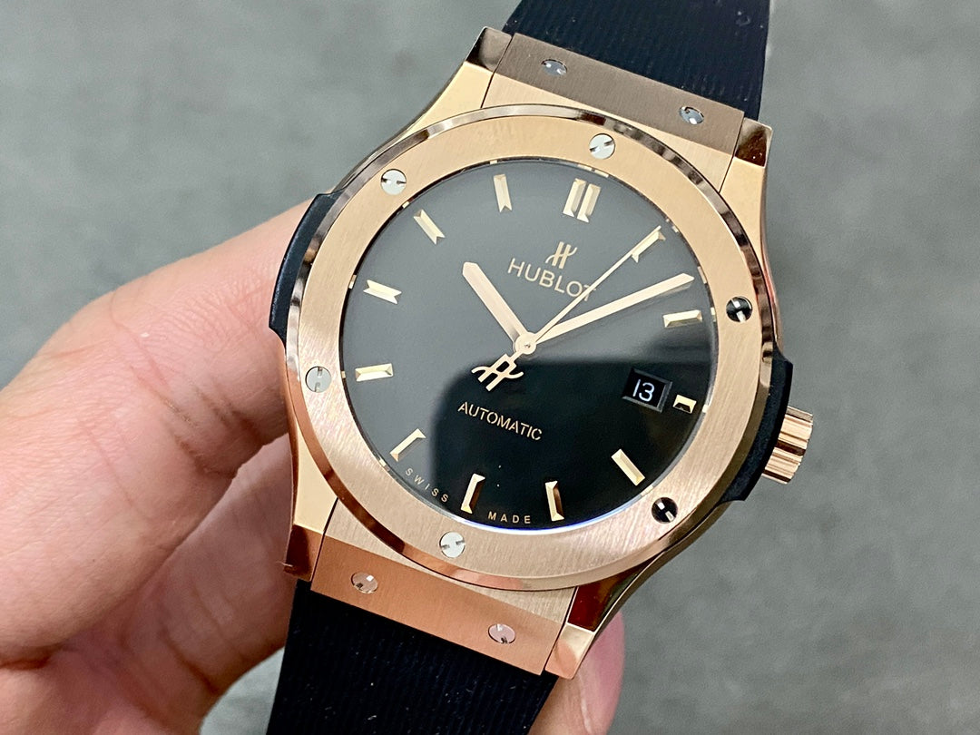 Hublot Classic Fusion Titanium versión Oro Rosa