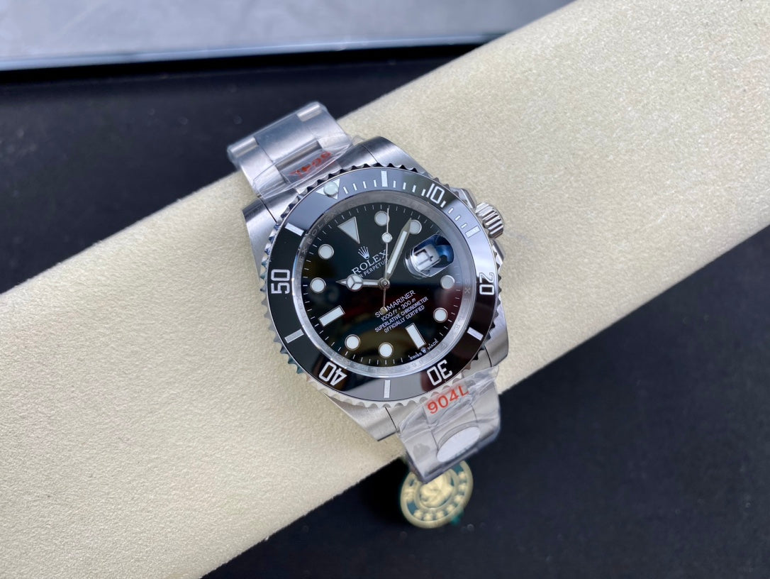 Rolex Oyster Perpetual Submariner Negro