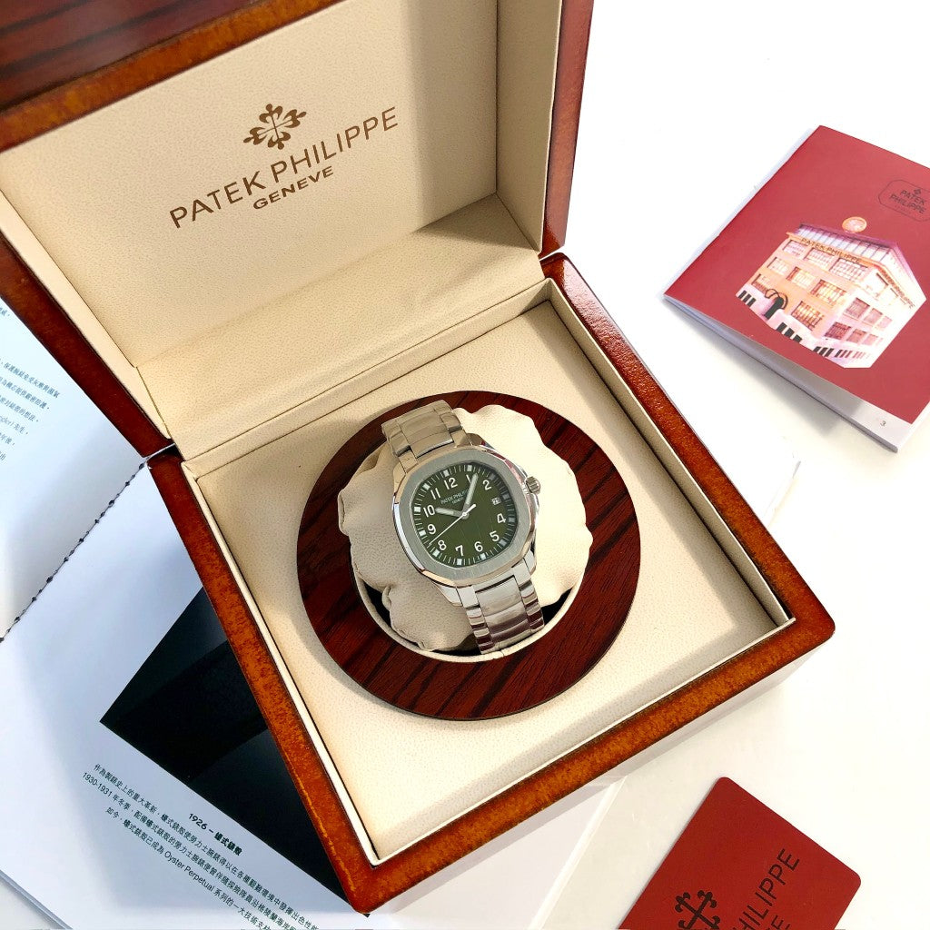 Patek Philippe Aquanaut Esfera verde oliva 40.8mm