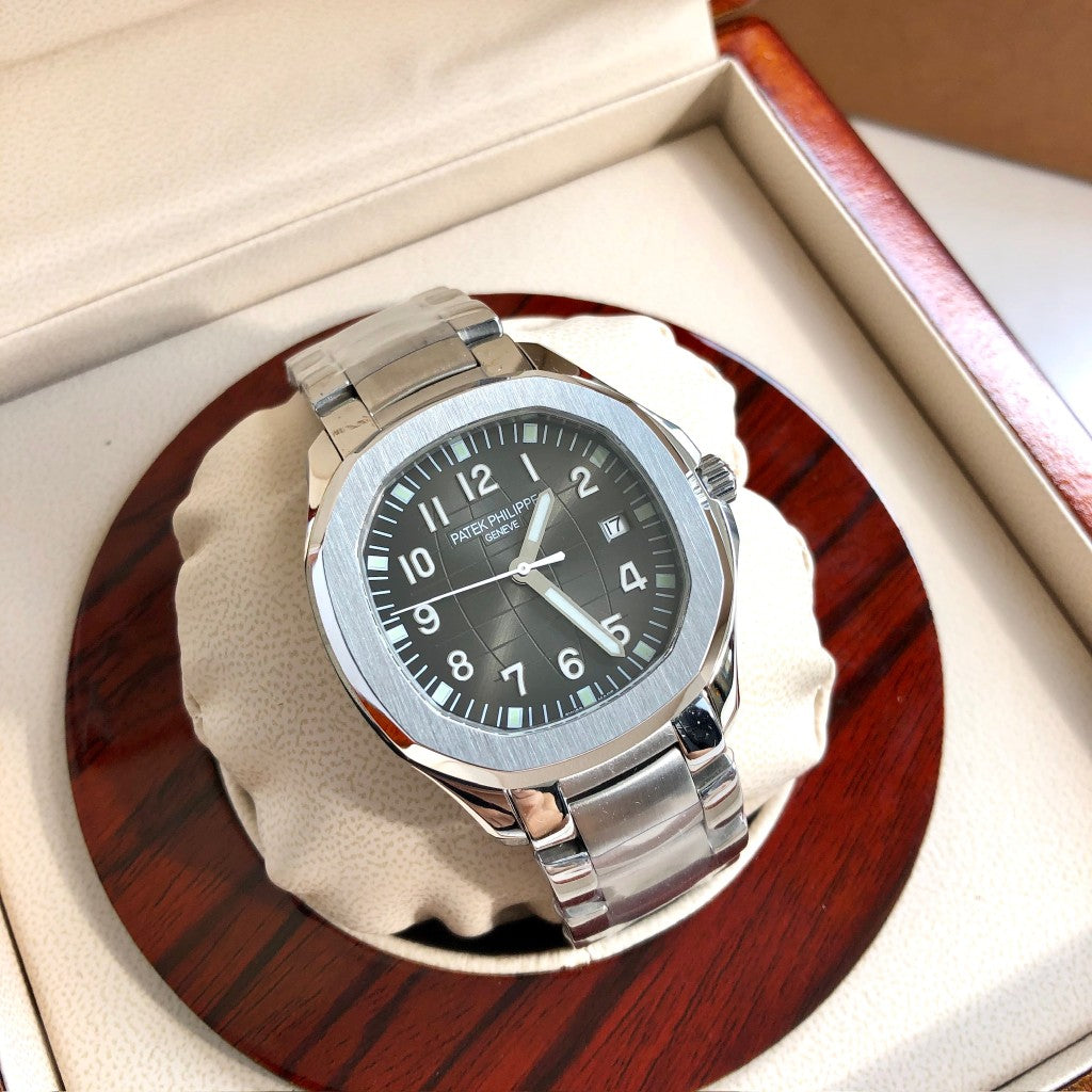 Patek Philippe Aquanaut Esfera gris antracita 40.8mm