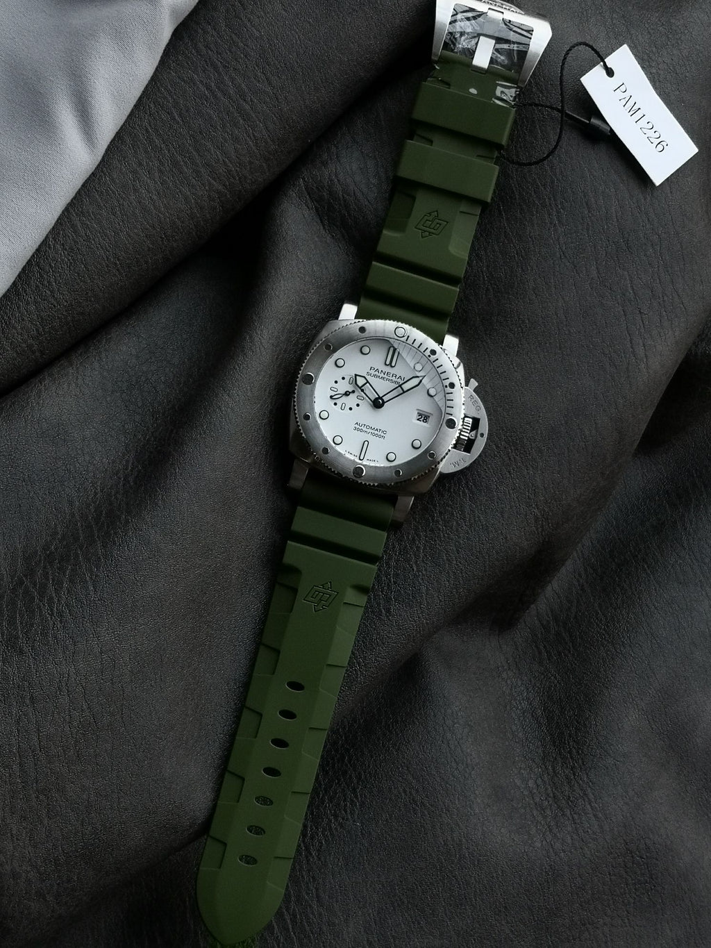 Panerai Submersible PAM226 Verde Militar 47mm