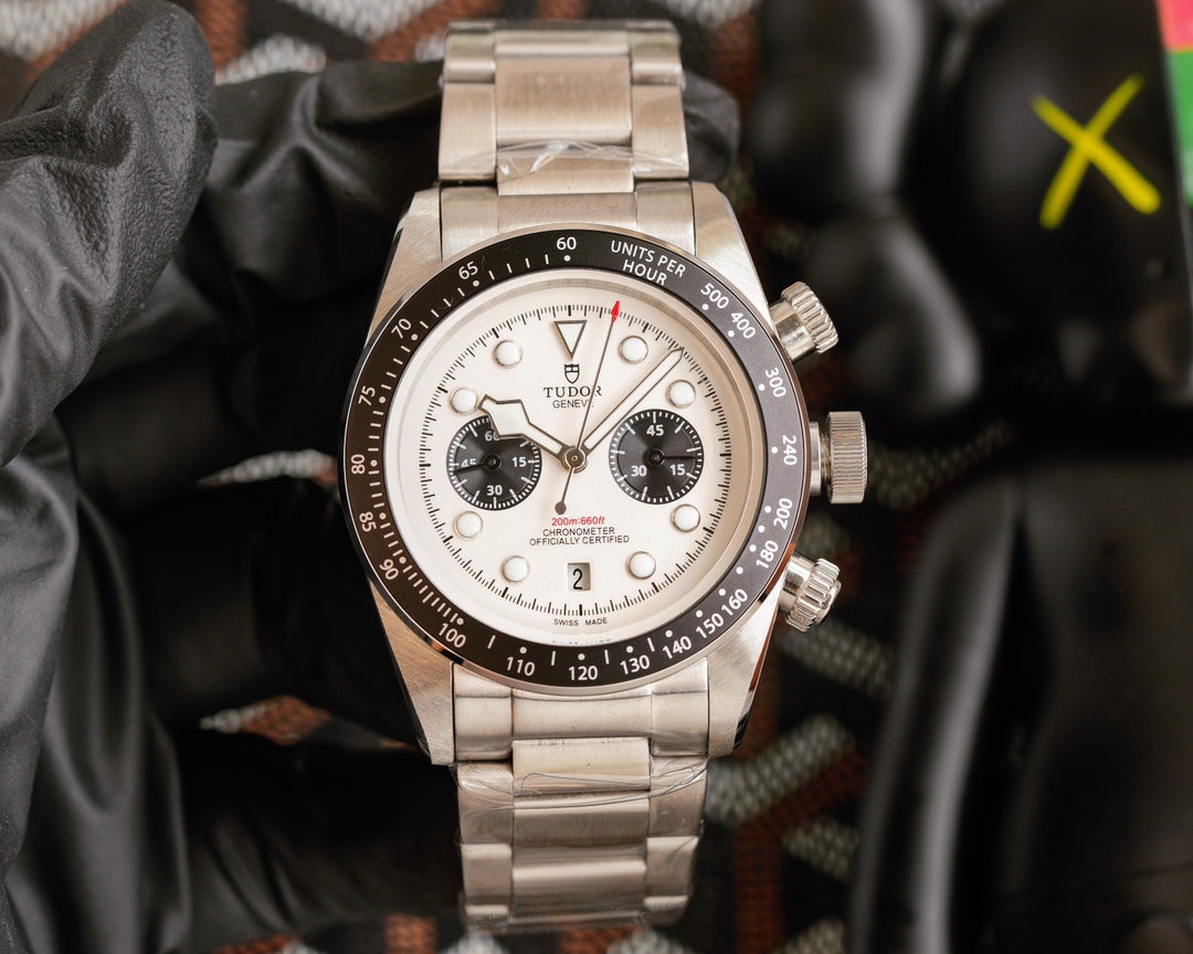 Tudor Black Bay Chrono “Panda” – 41mm