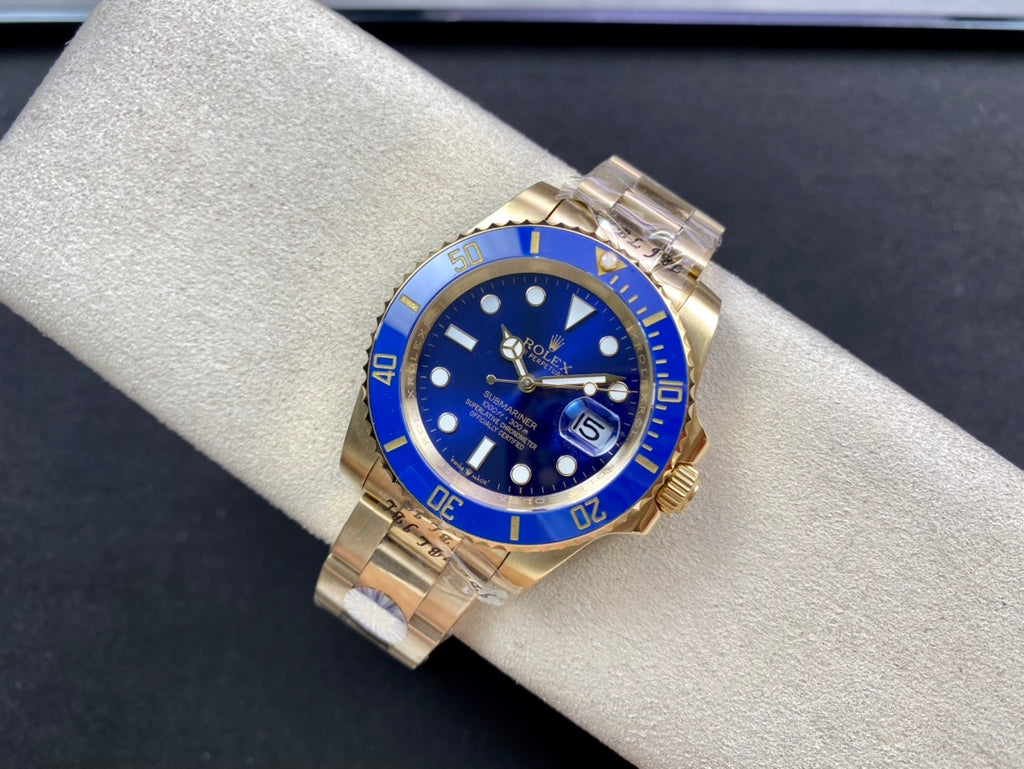 Rolex Oyster Perpetual Submariner Date “Bluesy” 41mm