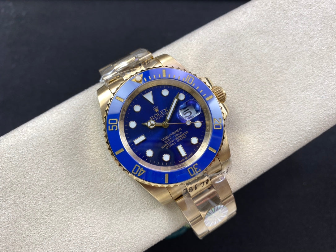 Rolex Oyster Perpetual Submariner Date “Bluesy” 41mm