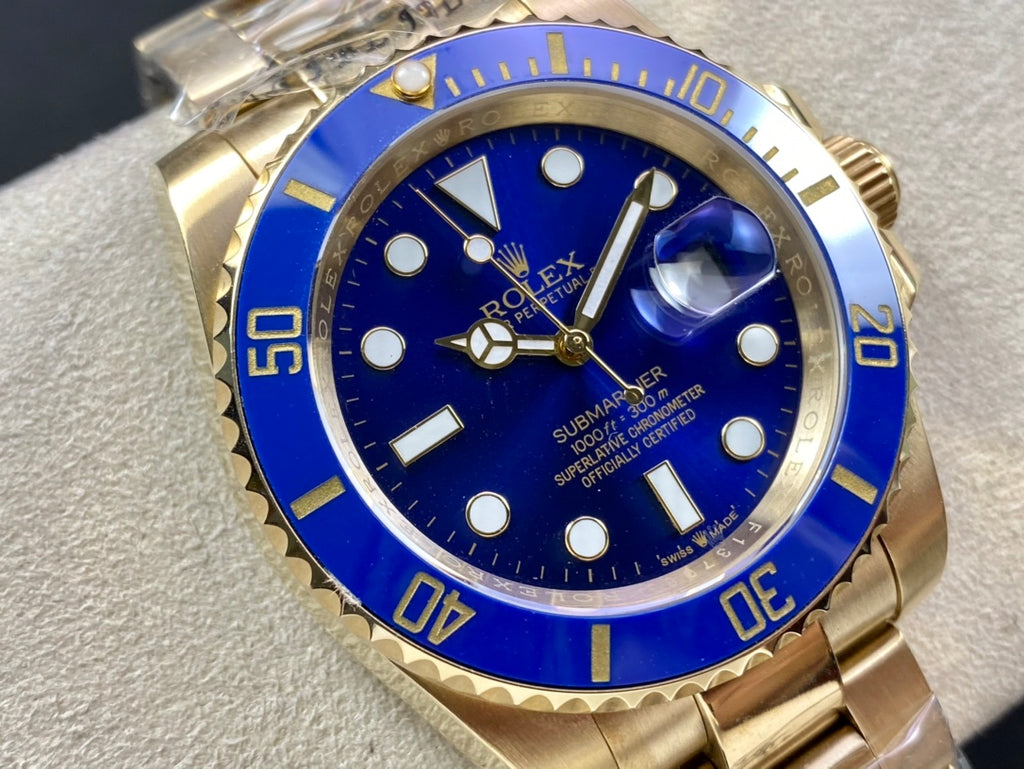 Rolex Oyster Perpetual Submariner Date “Bluesy” 41mm