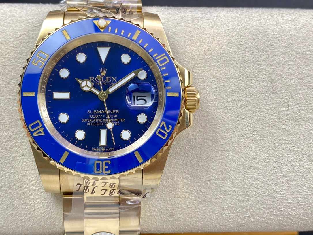 Rolex Oyster Perpetual Submariner Date “Bluesy” 41mm