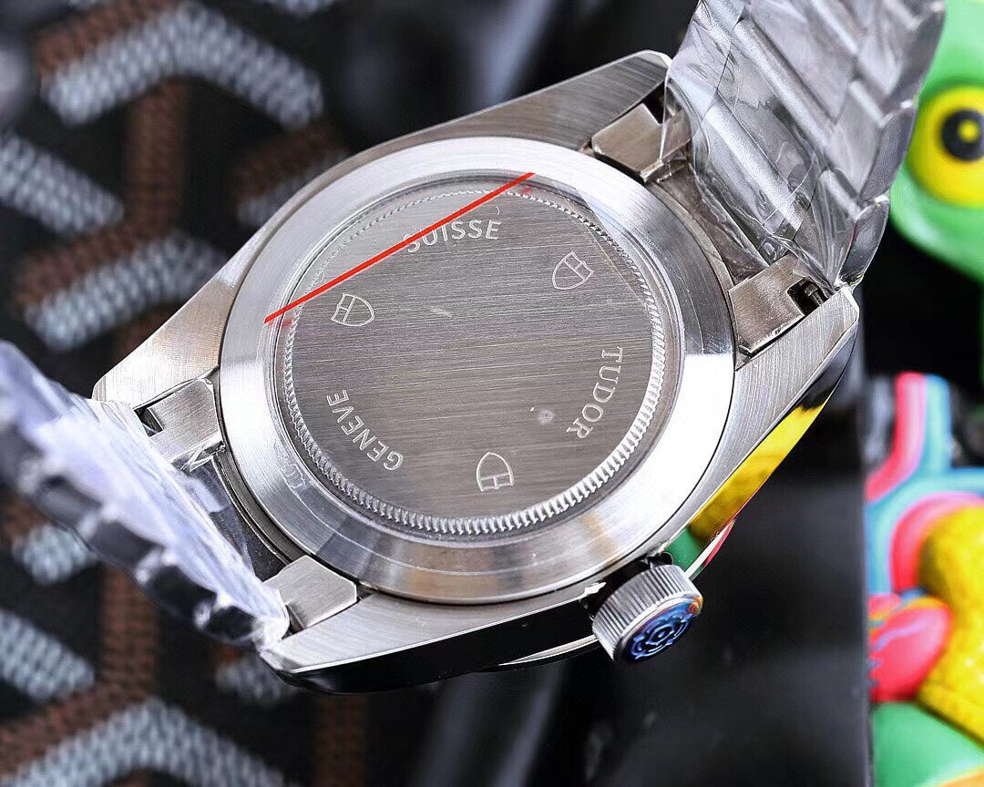 Tudor Black Bay Pro GMT – 41mm