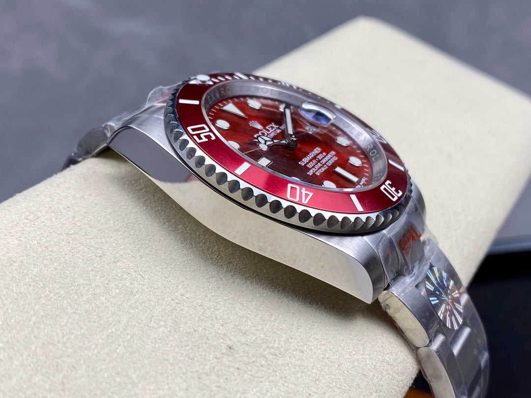 Rolex Oyster Perpetual Submariner Date Rojo completo 40mm