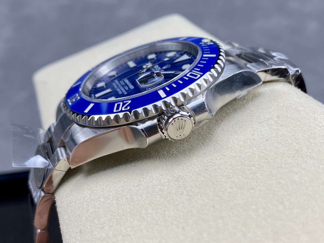 Rolex Oyster Perpetual Submariner Date Azul Acero 41mm