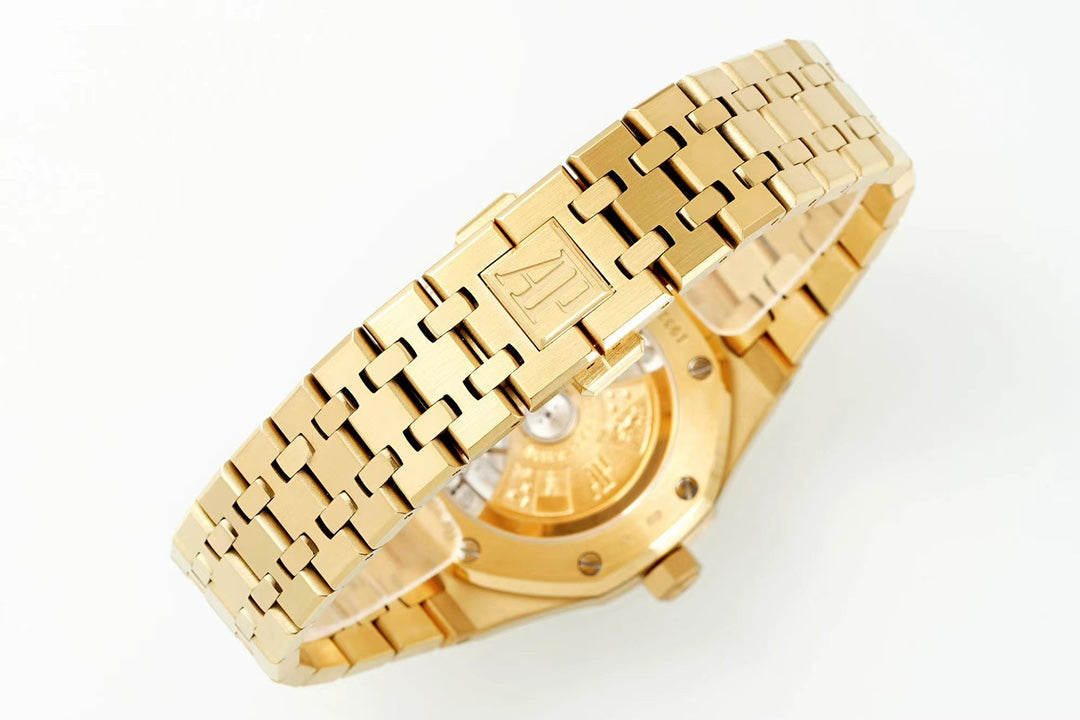Audemars Piguet Royal Oak Dorado Esfera Blanca 41mm