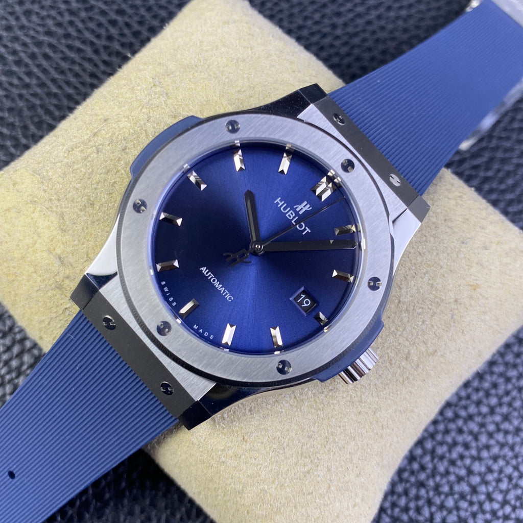 Hublot Classic Fusion Titanium Azul - Correa caucho azul
