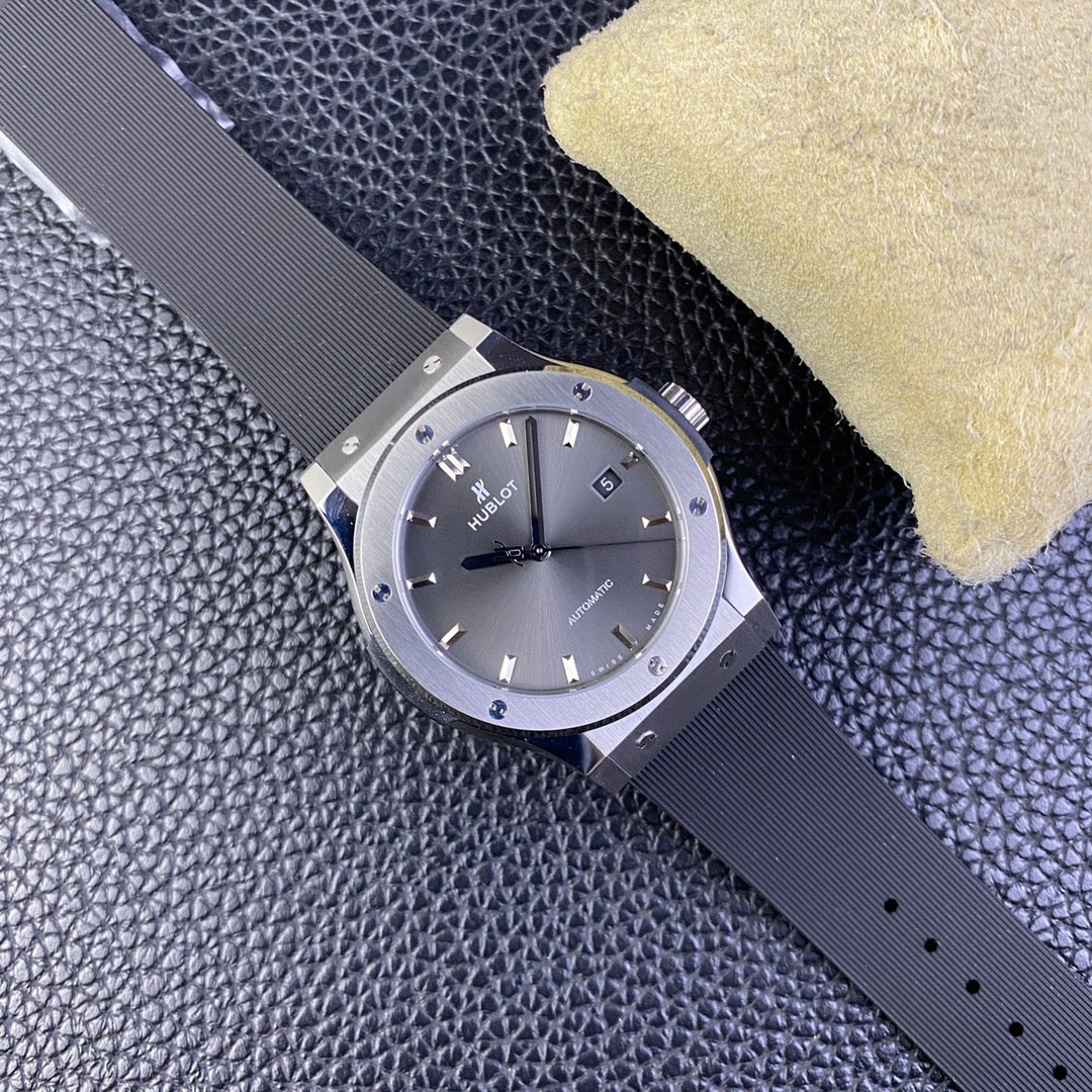 Hublot Classic Fusion Titanium Gris - Correa caucho gris
