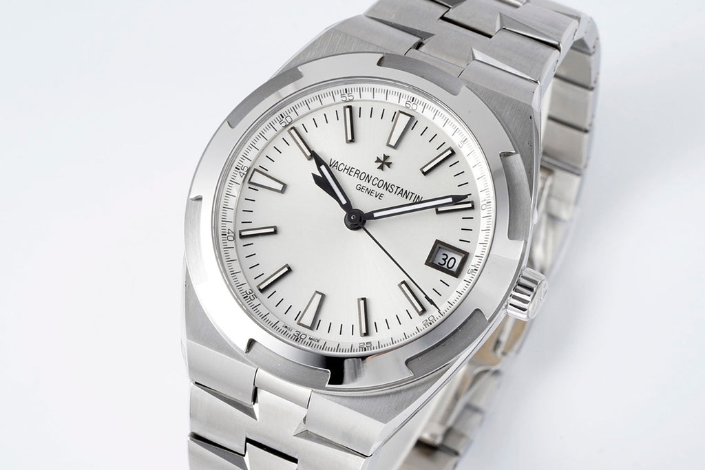 Vacheron Constantin Overseas Esfera Plateada 41mm