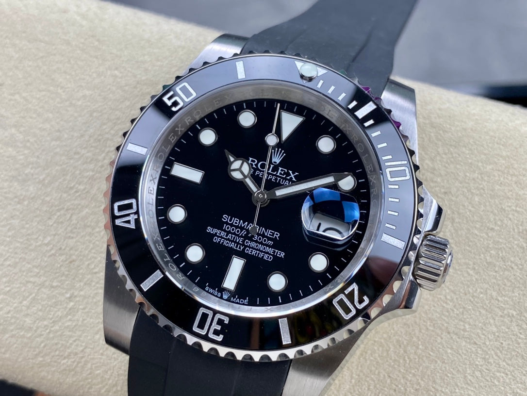 Rolex Oyster Perpetual Submariner Date 41mm Caucho Negro 41mm