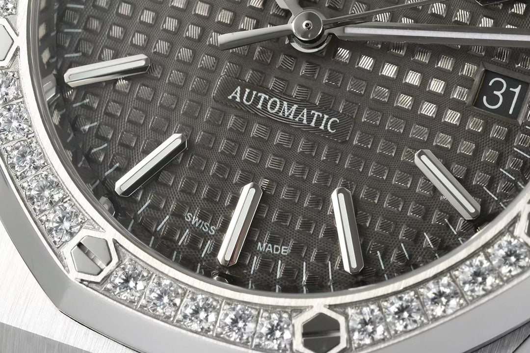 Audemars Piguet Royal Oak Negro Bisel Diamantes 41mm