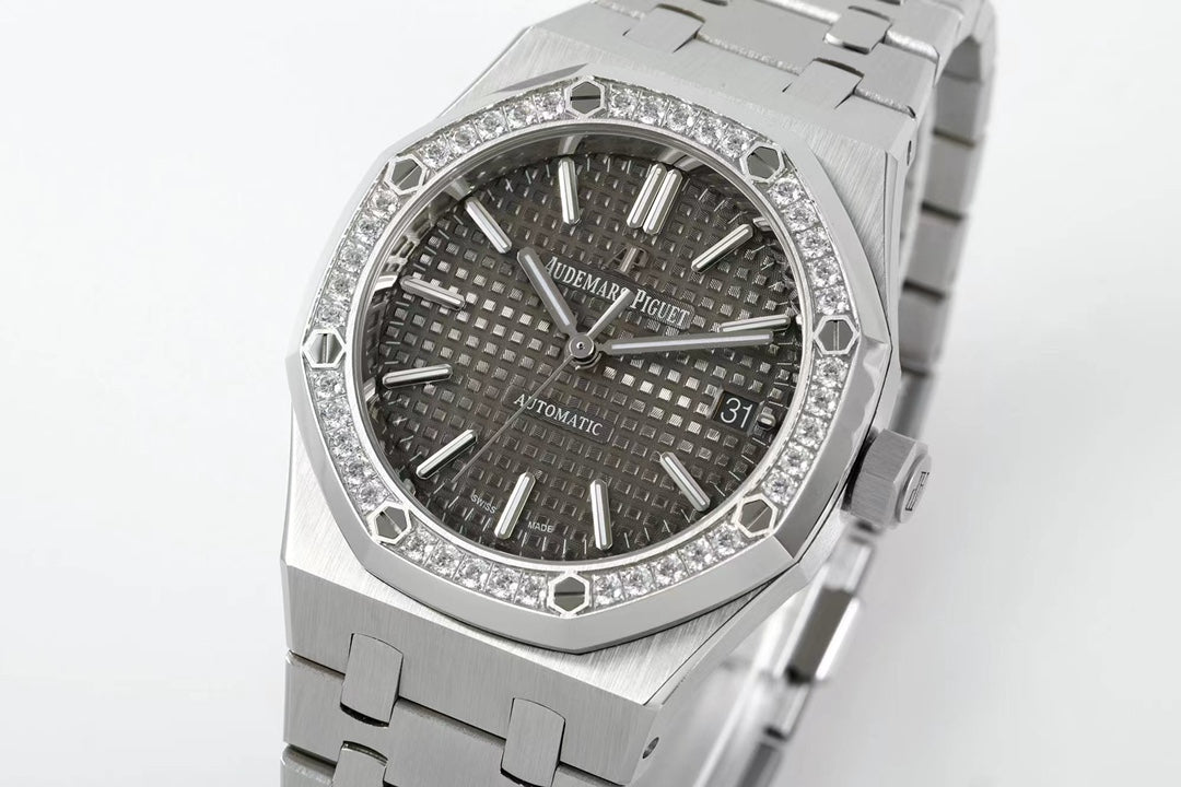 Audemars Piguet Royal Oak Negro Bisel Diamantes 41mm