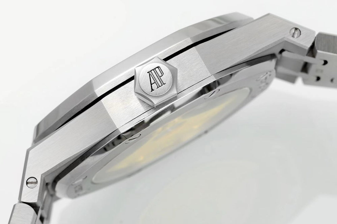 Audemars Piguet Royal Oak Azul Bisel Diamantes 41mm