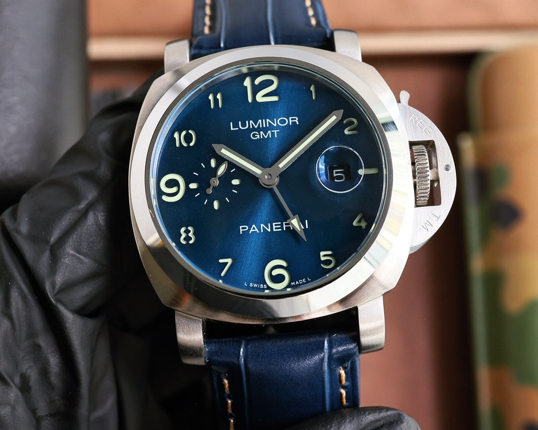 Panerai Luminor GMT Azul 44mm