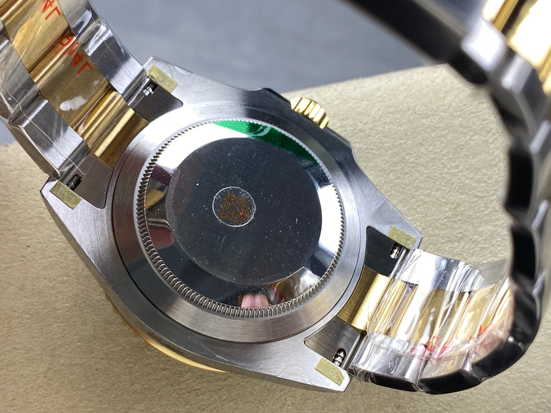 Rolex Oyster Perpetual Submariner Date Oro & Negro Bicolor 41mm