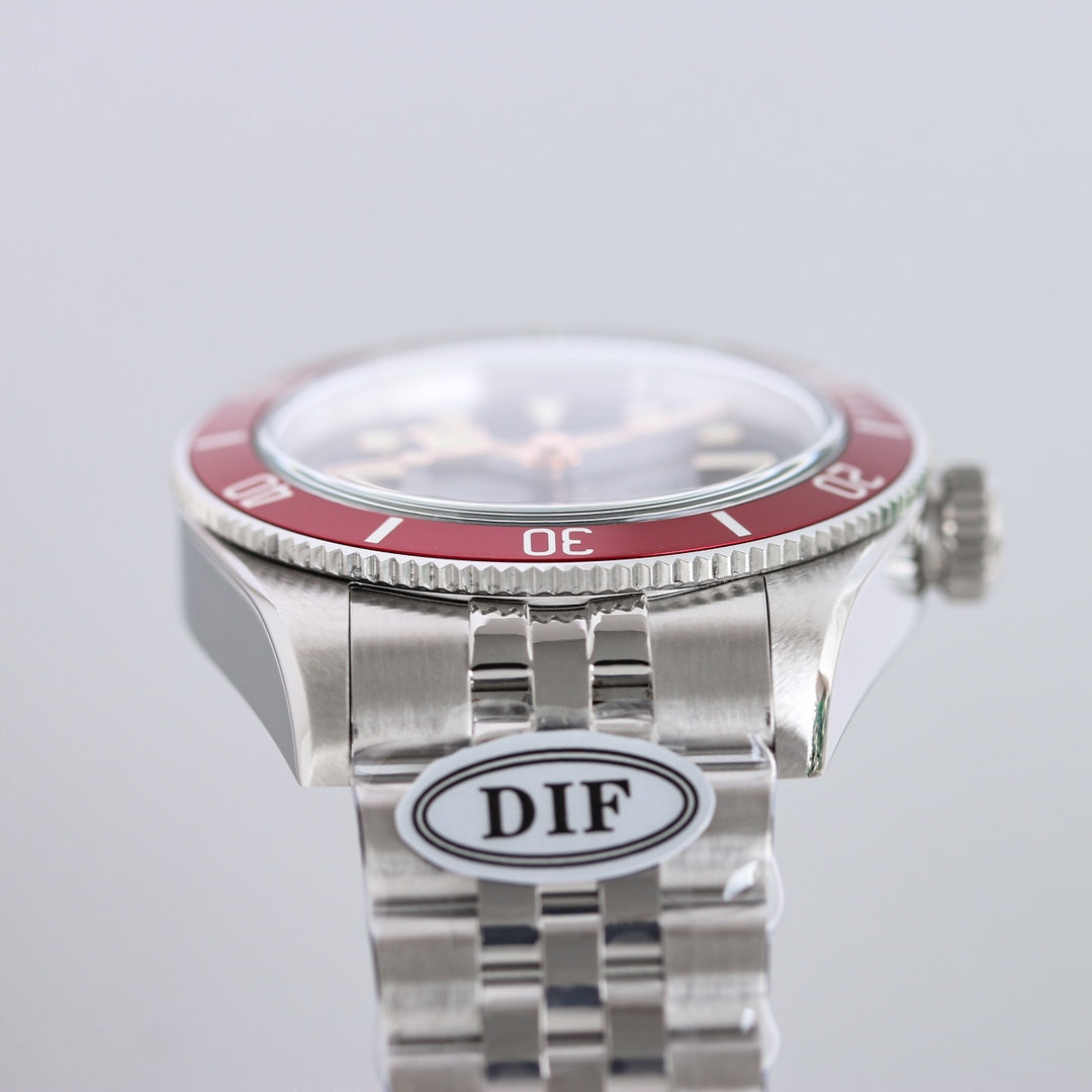 Tudor Black Bay Bisel Rojo 41mm