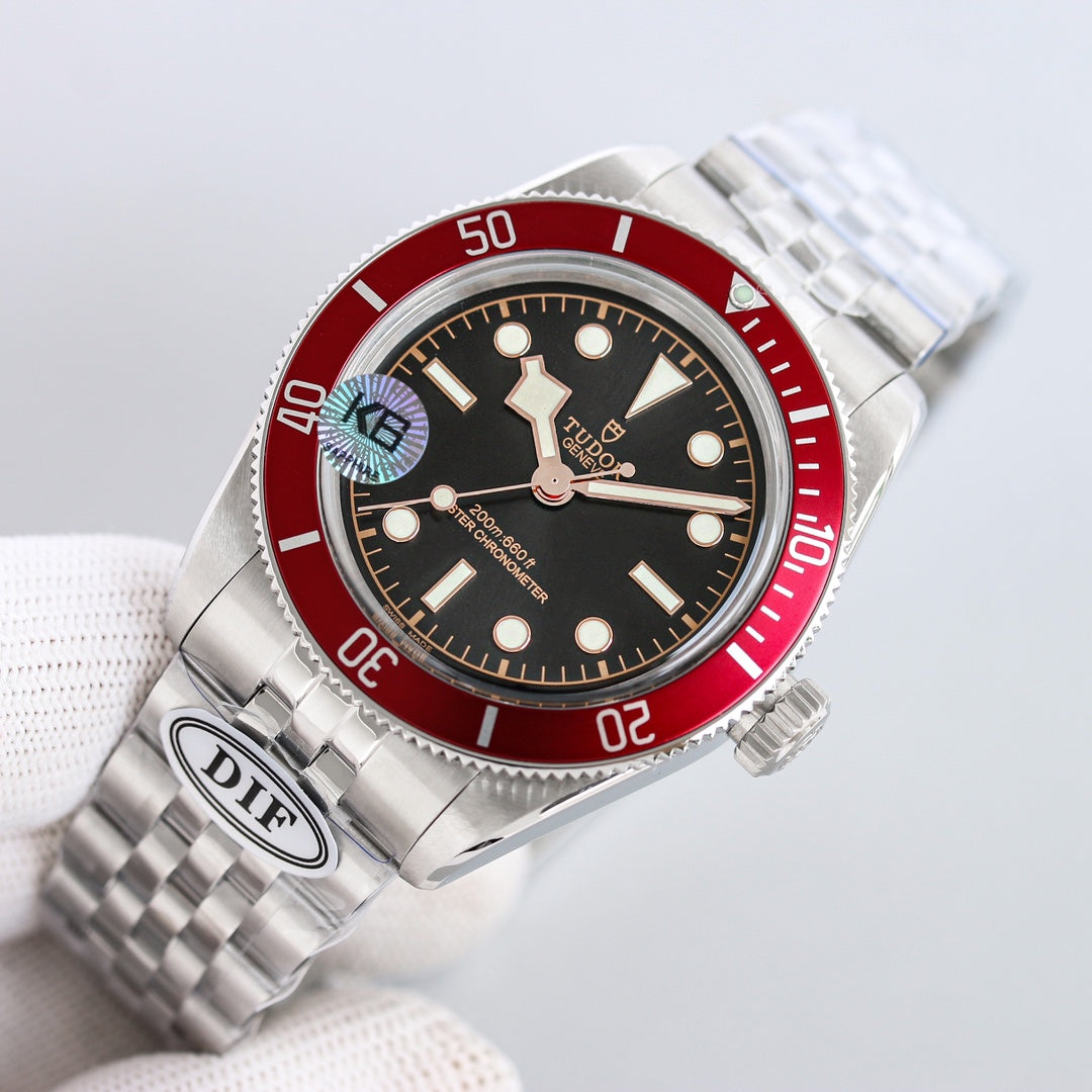 Tudor Black Bay Bisel Rojo 41mm
