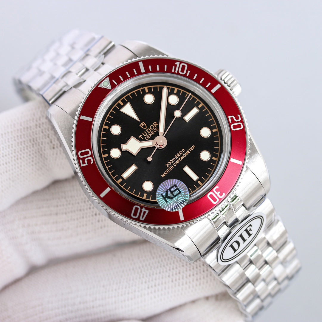 Tudor Black Bay Bisel Rojo 41mm