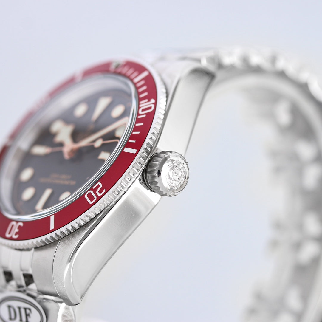 Tudor Black Bay Bisel Rojo 41mm